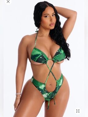 Fashion Nova Green Patterned Strappy Cutout Bikini